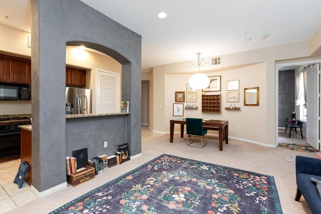 Building Photo - Partially Furnished Condo | Gourmet Kitchen, Pool & Fitness Center | 6-Month Lease Available