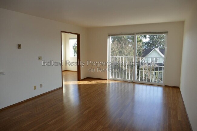 Building Photo - 800 N Allen Pl