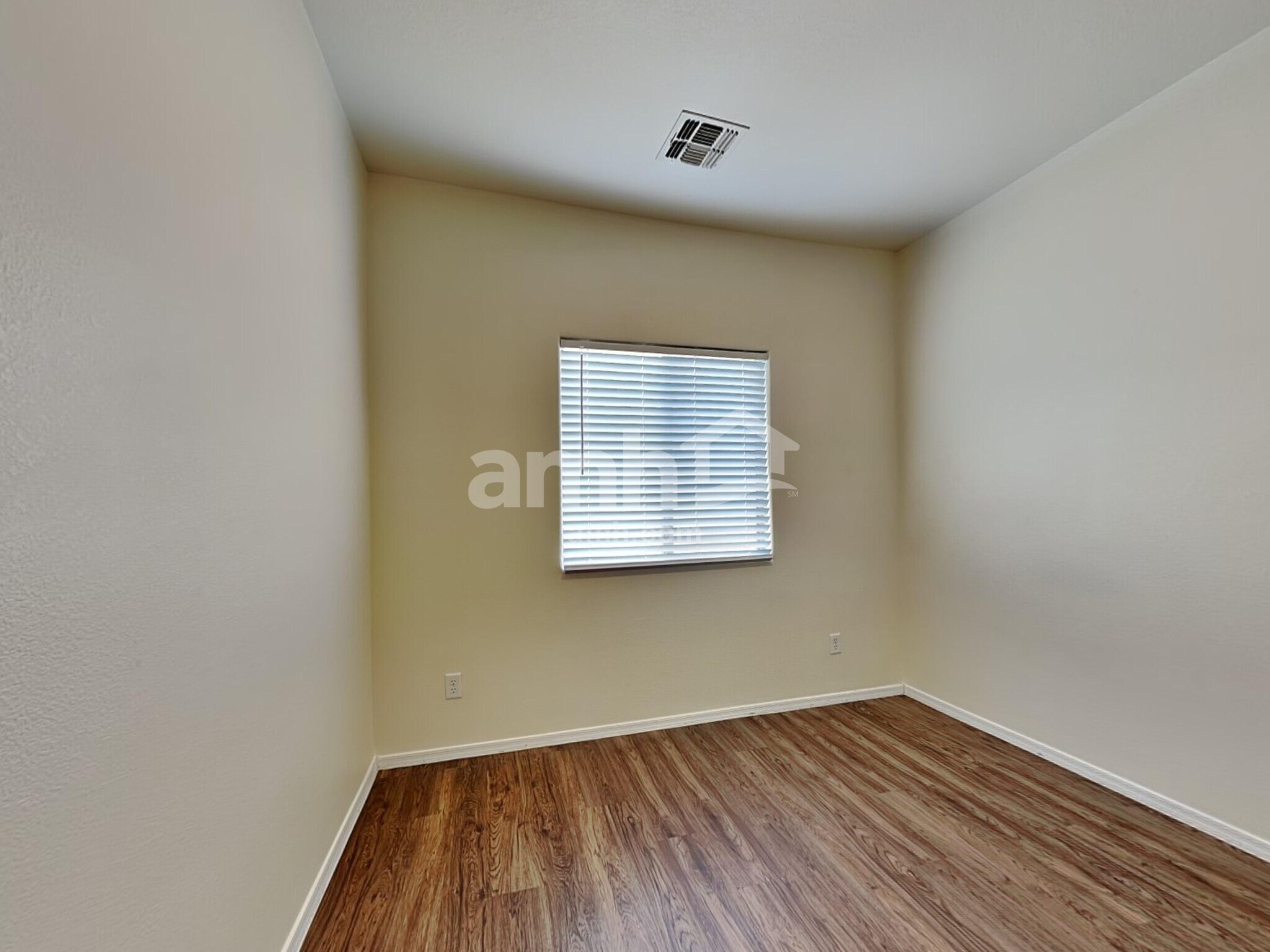 Building Photo - 14610 W Acapulco Ln