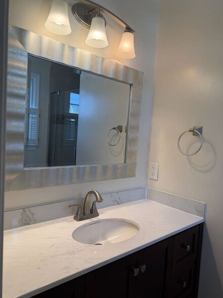 Building Photo - 7818 Attleboro Dr