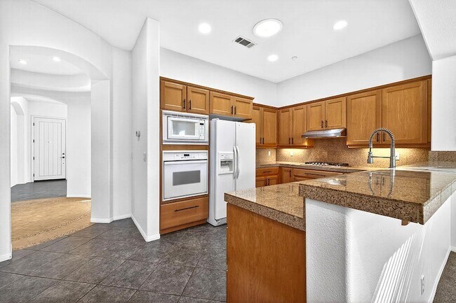 Building Photo - 41 Vista Mirage Way