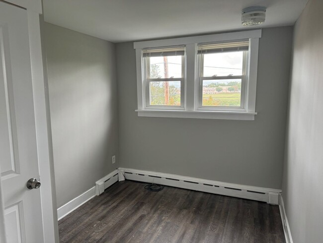 Building Photo - Lansdale Renovated 4 Bedroom Cape with off...