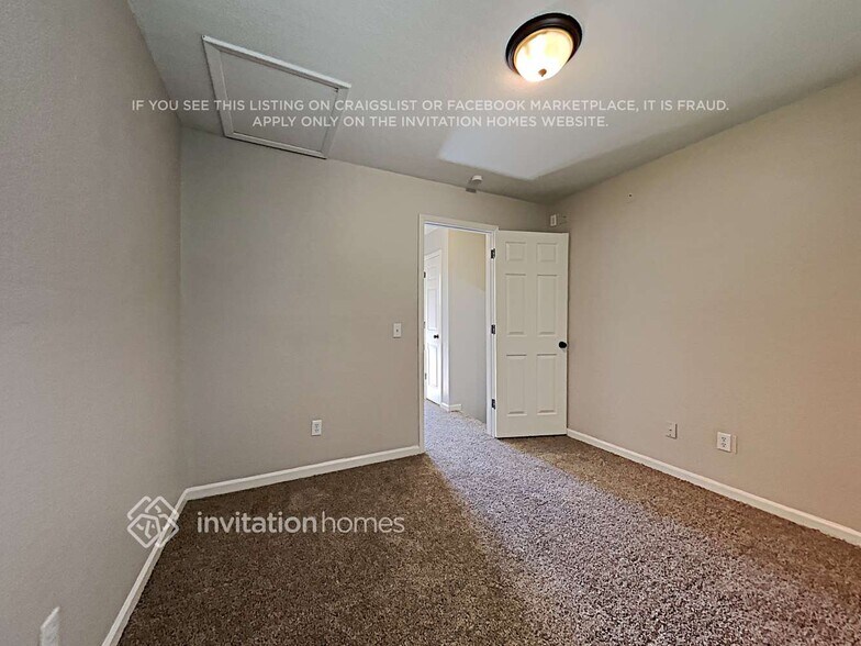 Building Photo - 4814 S Pagosa Way