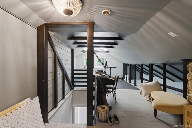 Building Photo - 988 US-9W