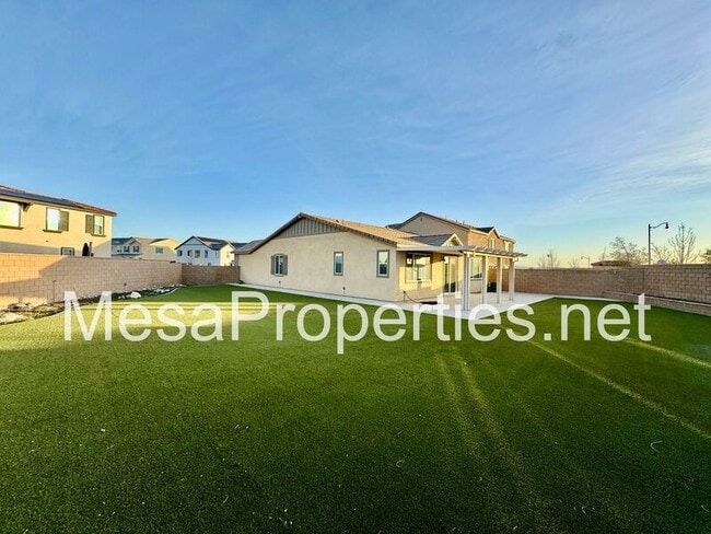 Building Photo - 16680 Yarrow Ln