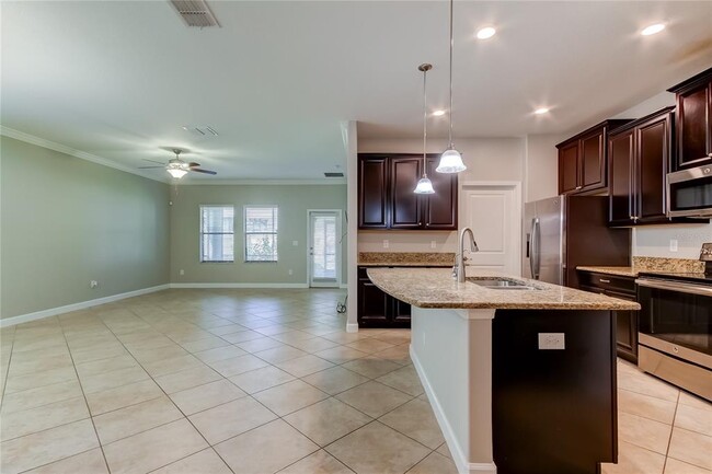 Building Photo - 11024 Little Blue Heron Dr