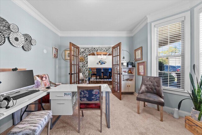 Building Photo - 5307 Bull St