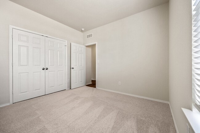 Building Photo - 4 Weeks Free!!! Like-New 4-Bedroom Home in Elley Lane with Game Room & Office