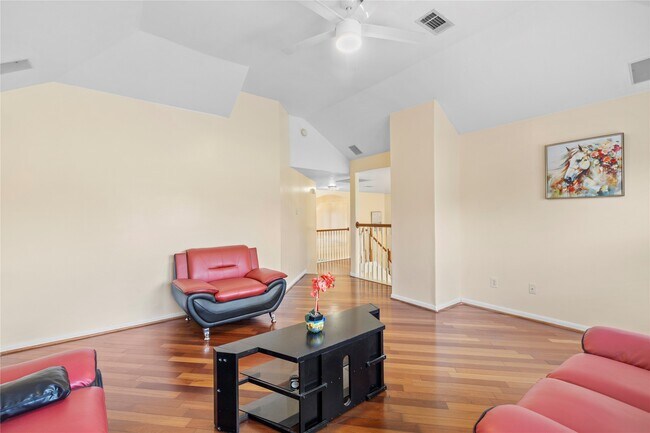 Building Photo - 11130 Camino Oaks Dr