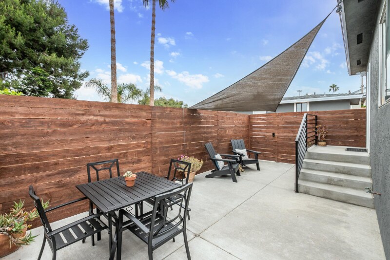 Building Photo - 630 Santa Fe Dr