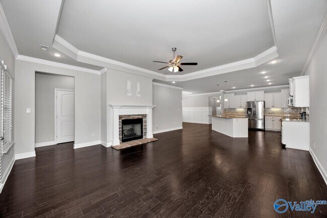 Building Photo - 207 Blackwood Dr NW