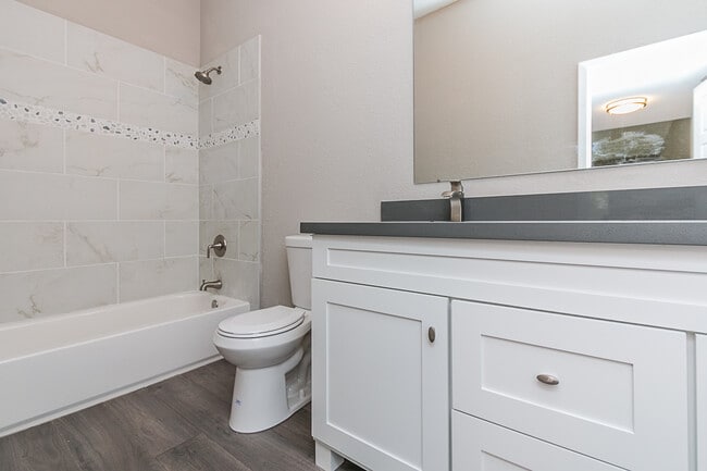 Building Photo - 6109 N 12th St