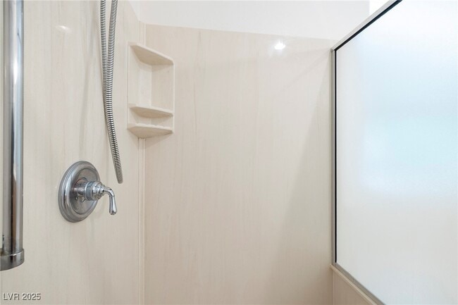 Building Photo - 2131 Waterton Rivers Dr