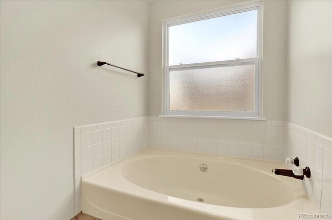 Building Photo - 2246 Mountain Sage Dr