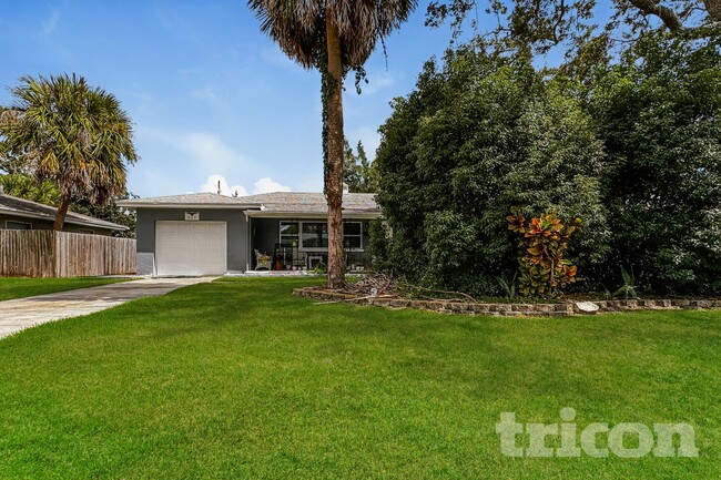 Building Photo - 405 Kerry Dr