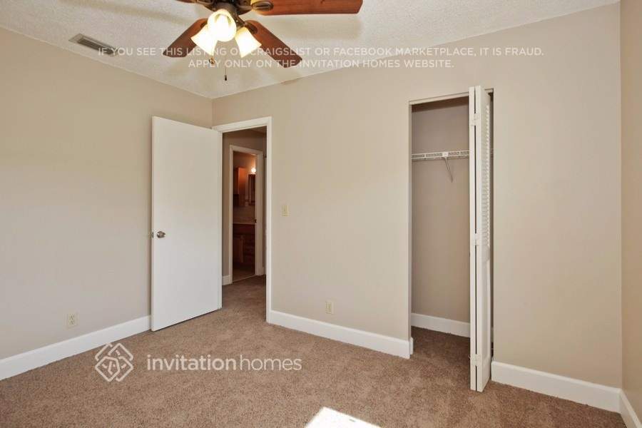 Building Photo - 4753 Poseidon Pl