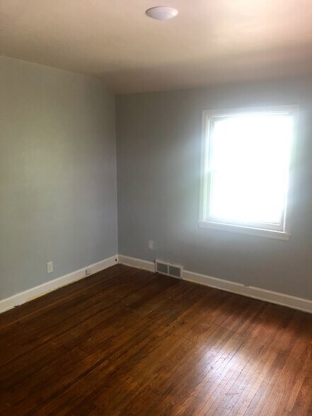 Building Photo - 2617 Hunt St