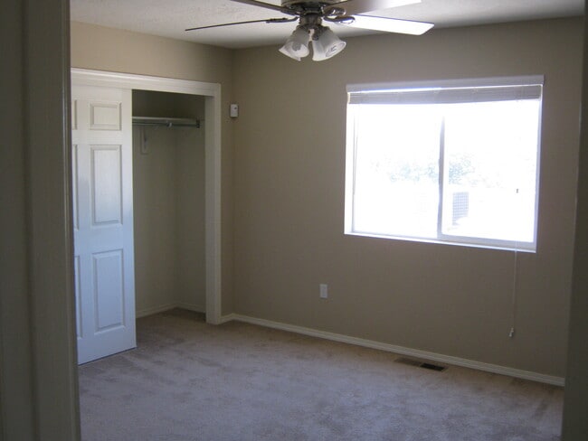 Building Photo - 1003 Mineral Way