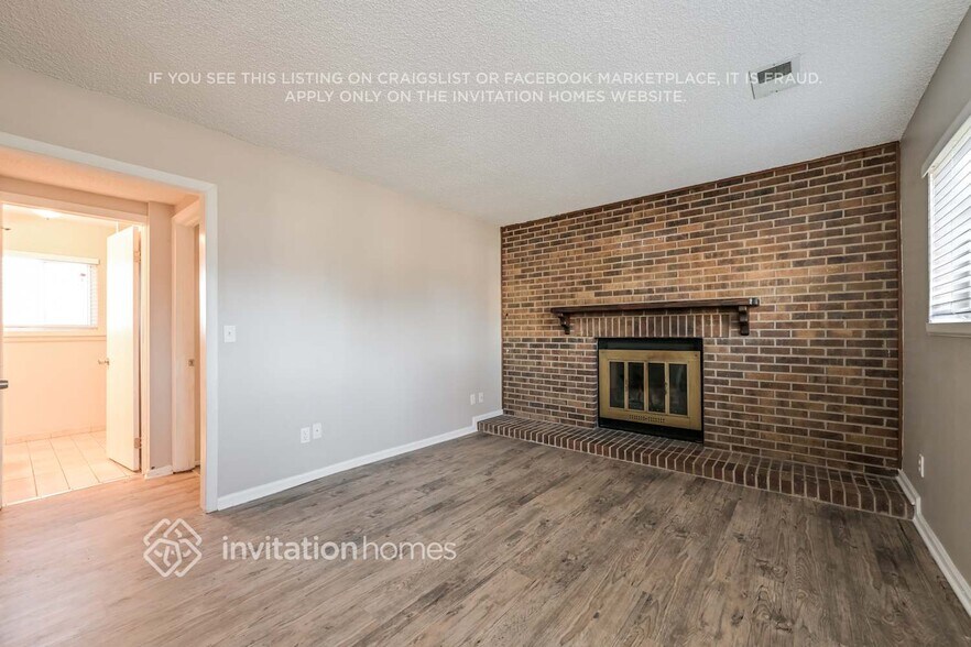 Building Photo - 4406 S Biscay Way