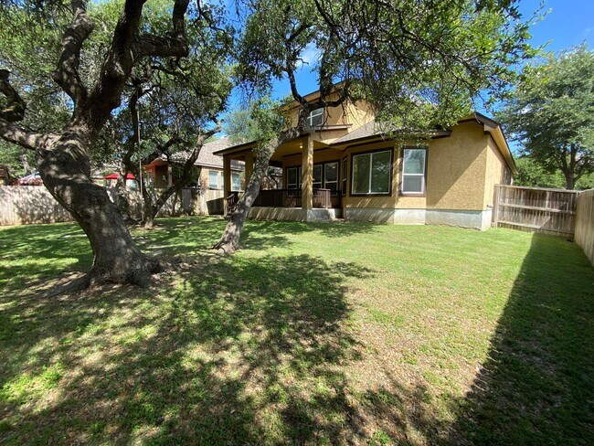 Building Photo - July Move-In Special