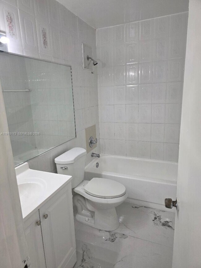 Building Photo - 7510 SW 153rd Pl