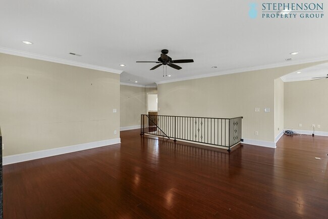 Building Photo - Deeded Boat Slip Comes with Home in Gated ...