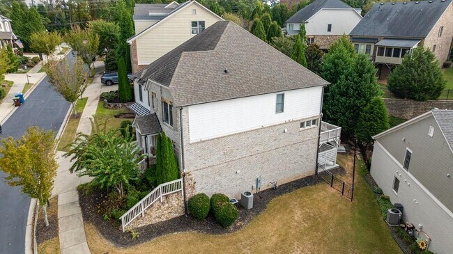 Building Photo - 11760 Stratham Dr