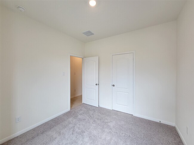 Building Photo - 2809 Cordova Hl Dr