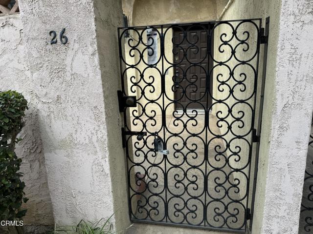 Building Photo - 113 N Almansor St