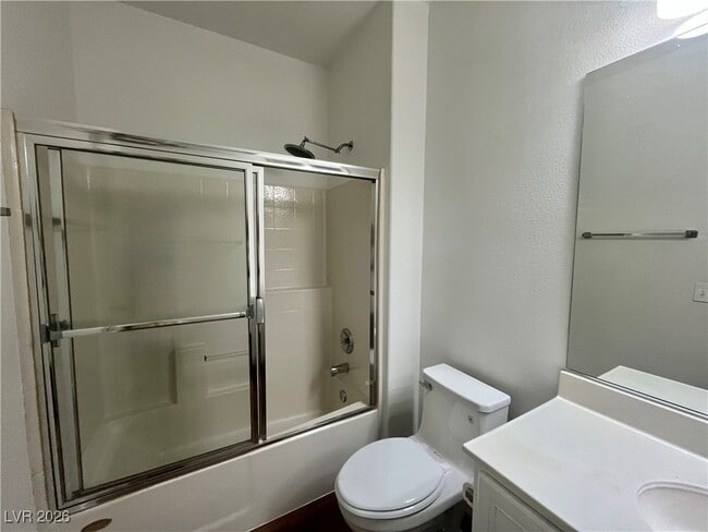 Building Photo - 3816 Waynesvill St