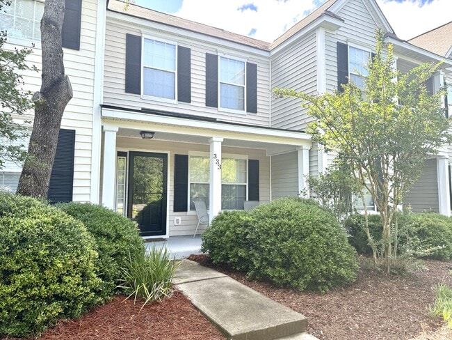 Building Photo - Updated Townhome in University Park!