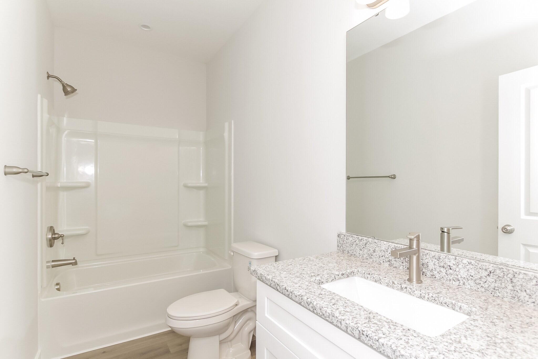 Building Photo - 3028 Celia Ave