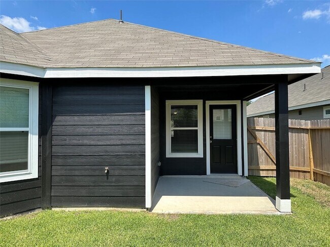 Building Photo - 2362 Tavo Trails Dr