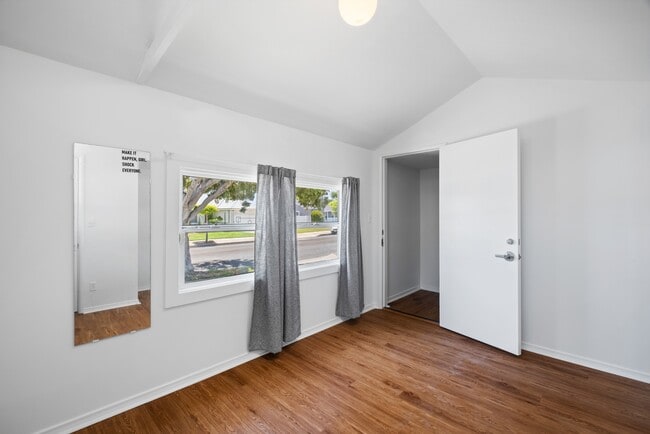 Building Photo - 5342 Emporia Ave
