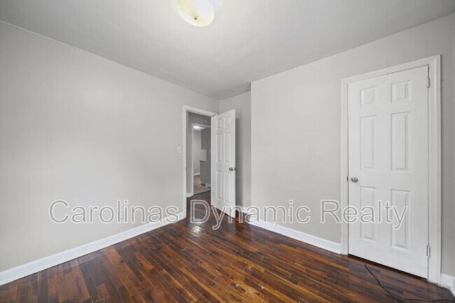 Building Photo - 2621 Druid Hls Wy