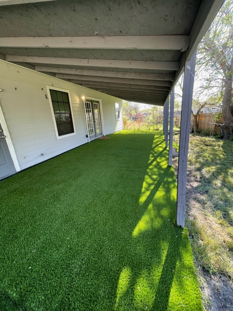 big shady back porch - 518 Riverdale Dr