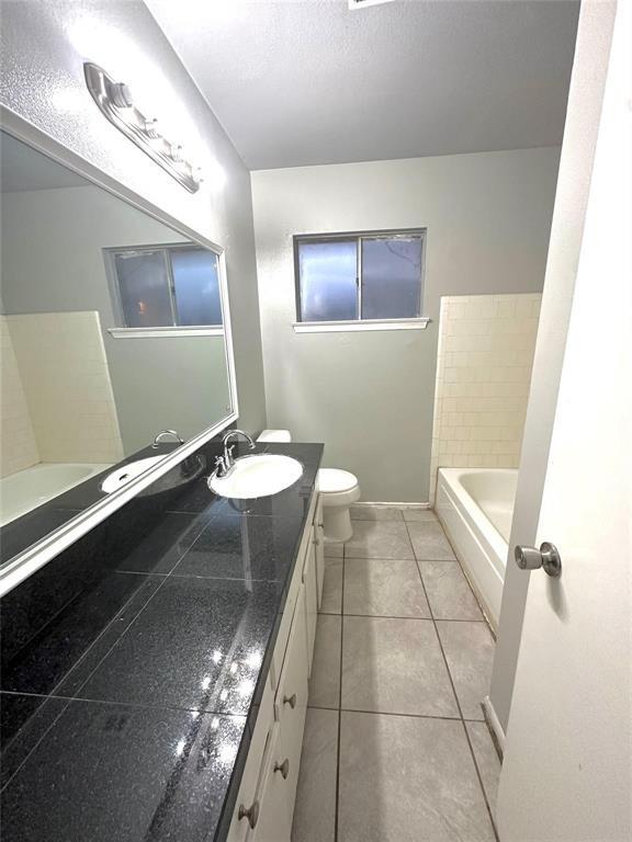 Building Photo - 3918 Dalmatian Dr