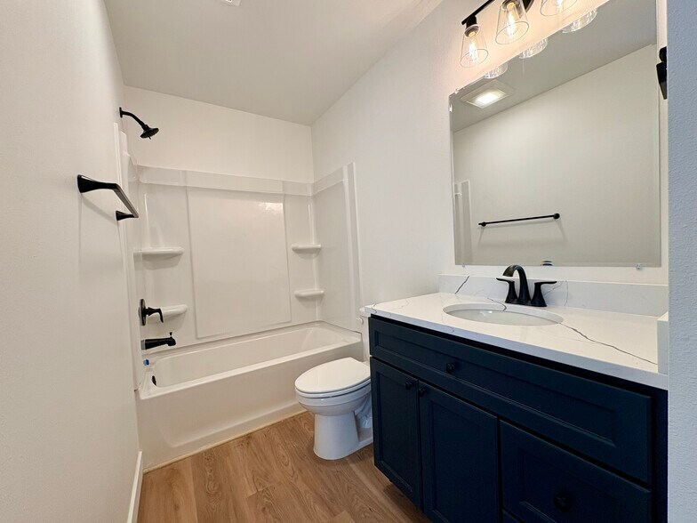 Building Photo - 6740 W Lilly Pad Cir