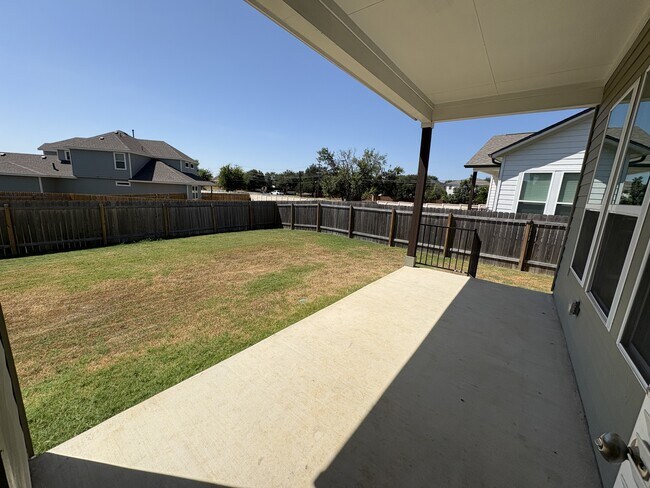 Building Photo - 151 Buckle Cove