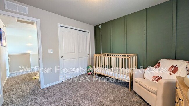 Building Photo - 6452 Vedder Dr