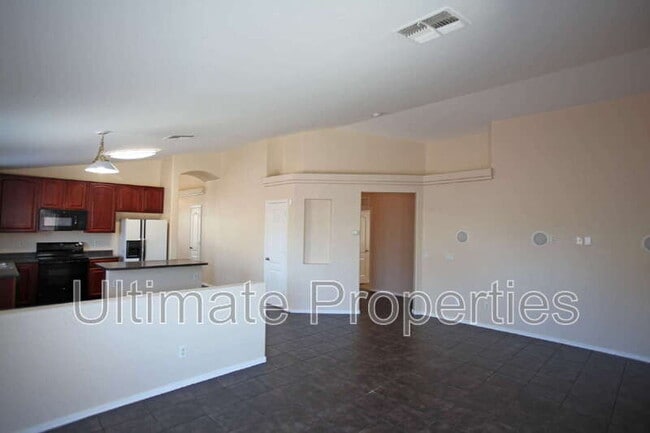 Building Photo - 21883 W Cocopah St