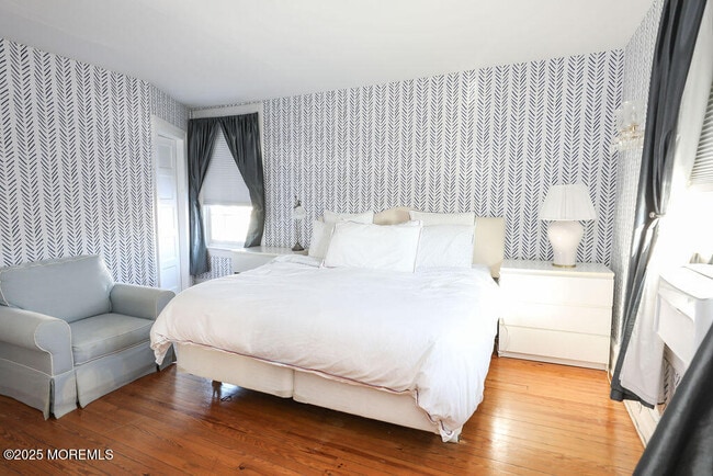 Building Photo - 17 Beach Rd