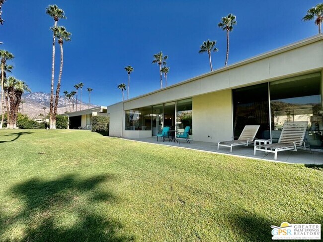 Building Photo - 197 Desert Lakes Dr