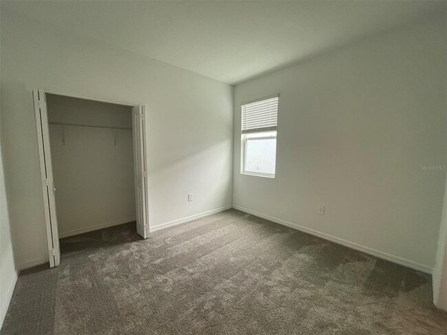 Building Photo - 835 Ofanto Wy