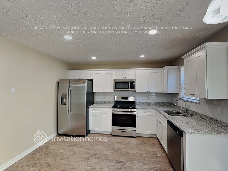 Building Photo - 324 Springbottom Ct SE