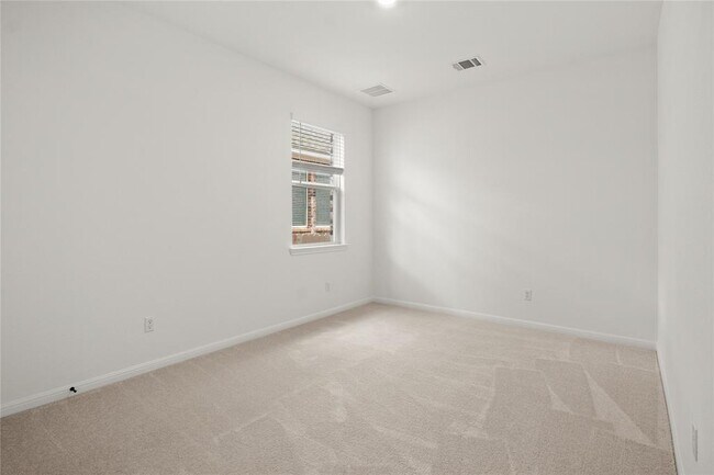 Building Photo - 236 Wingstem Wy