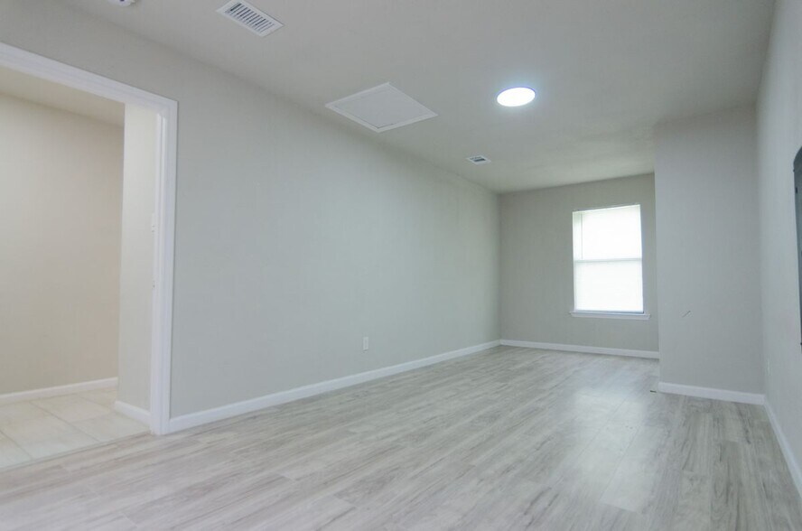 Building Photo - 1712 Rocky Pl Ct