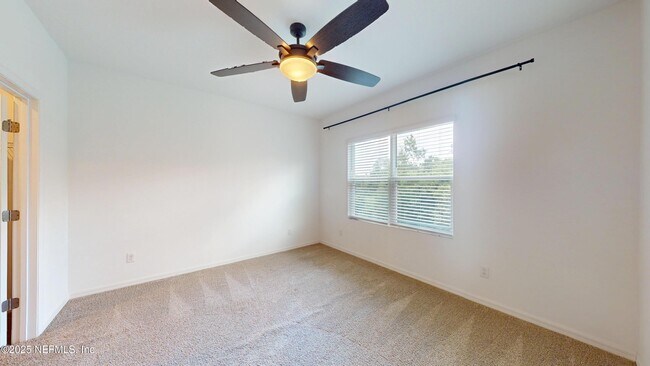 Building Photo - 358 Annies Pl