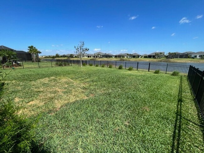 Building Photo - Stunning Lakefront 3/2 Home in the Heart of Babcock Ranch