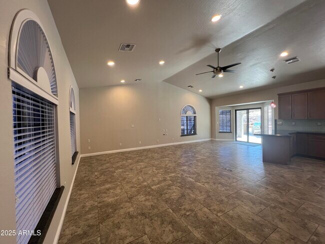 Building Photo - 15230 N Blackbird Dr